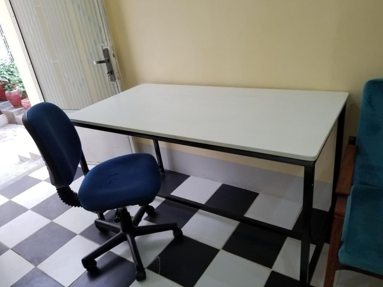 Room 7 - Studio In A Villa 5Mn Walk From The Royal Palace With Swimming Pool Phnom Penh Exteriör bild